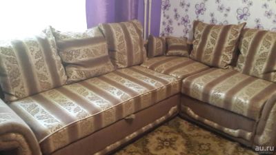 Лот: 8233013. Фото: 1. Диван угловой с подушками. Диваны