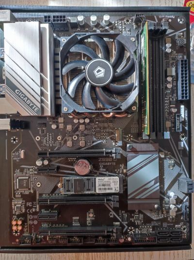Лот: 19269597. Фото: 1. Материнская плата Gigabyte Z590... Материнские платы