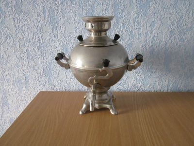 Лот: 17299072. Фото: 1. Cамовар электрический (СССР). Предметы интерьера и быта