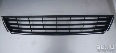 Лот: 4646204. Фото: 1. Решетка в бампер volkswagen polo... Кузов
