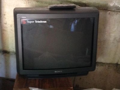 Лот: 4472126. Фото: 1. телевизор SONY super trinitron. Телевизоры