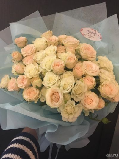 Лот: 13764346. Фото: 1. Букет кустовых Роз от Бонжур. Свежие цветы