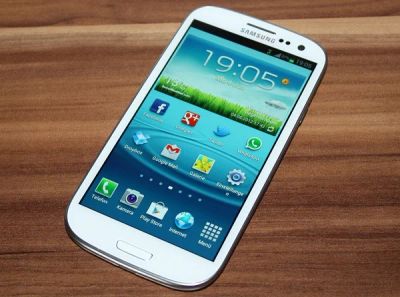 Лот: 6785923. Фото: 1. samsung Galaxy S3, белый в отличном... Смартфоны