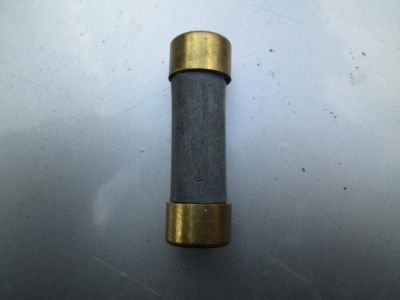 Лот: 5372959. Фото: 1. предохранитель. Автоматы, пакетники, предохранители