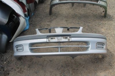 Лот: 2949506. Фото: 1. Бампер Nissan Sunny #B15. Кузов