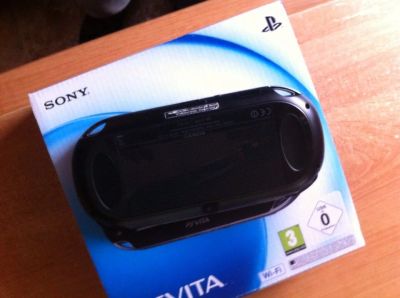 Лот: 3910287. Фото: 1. Sony PS Vita 4gb. Игровые приставки, консоли