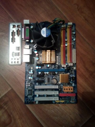 Лот: 11462492. Фото: 1. Gigabyte ga-945pl-ds3 последний... Материнские платы