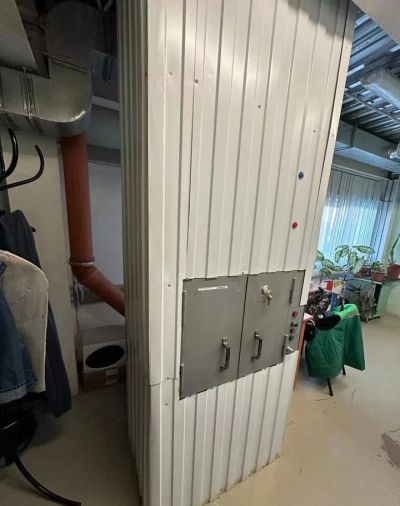 Лот: 25046673. Фото: 1. Грузовой подъемник гп50-Ш-3,0. Контрольно-измерительное оборудование
