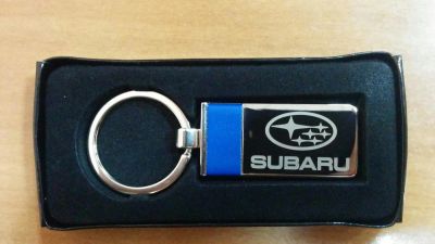 Лот: 6621311. Фото: 1. Брелок Subaru, сталь + кожа. Другое (сувениры, подарки)