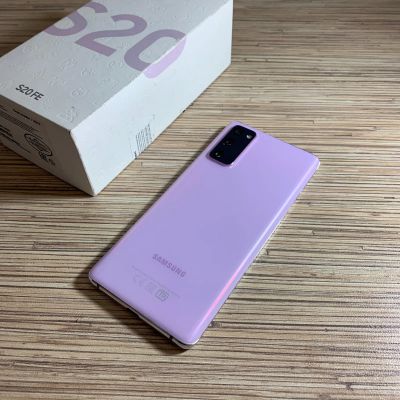Лот: 19443759. Фото: 1. Samsung Galaxy S20 FE 128Gb розовый. Смартфоны