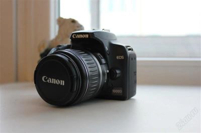 Лот: 2263850. Фото: 1. Canon EOS 1000D kit 18-55mm Срочно... Цифровые зеркальные