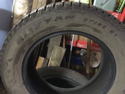 Лот: 14919668. Фото: 1. Шины Bridgestone blizzak 185/65... Шины