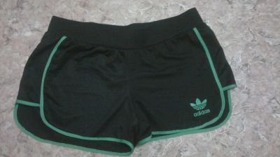 Лот: 6474174. Фото: 1. шорты adidas. Брюки, шорты