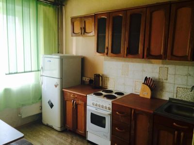 Лот: 4311612. Фото: 1. Сдам 2-х Батурина, 20 Собственник. Квартиры, студии