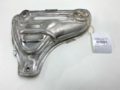 Лот: 25195412. Фото: 1. Термоэкран Toyota Prius 2010 1716737080... Двигатель и элементы двигателя