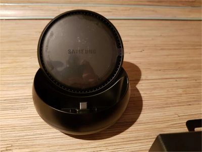 Лот: 10921539. Фото: 1. Samsung dex station Новая. Другое (смартфоны, связь, навигация)