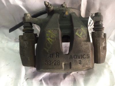 Лот: 21412636. Фото: 1. суппорт Toyota Rav4 ACA31, ACA30... Двигатель и элементы двигателя