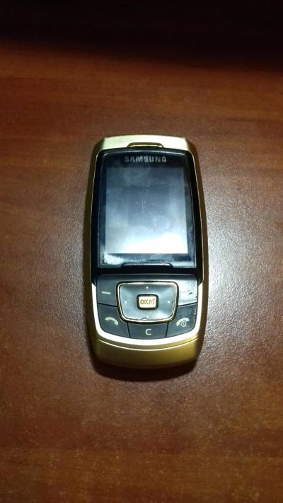 Лот: 9368990. Фото: 1. Samsung SGH-E830. Кнопочные мобильные телефоны