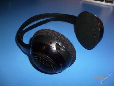 Лот: 2248919. Фото: 1. Безпроводные наушники PHILIPS. Другое (аксессуары)