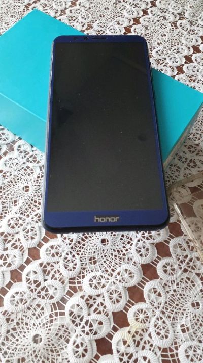 Лот: 14301230. Фото: 1. Honor 7x. Смартфоны