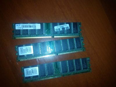 Лот: 4950497. Фото: 1. DDR 1.5гиг PC-3200/проц AMD sempron... Оперативная память