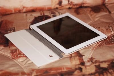 Лот: 3999688. Фото: 1. iPad 4 16GB Wi-Fi + Cellular белый... Планшеты
