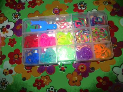 Лот: 5894729. Фото: 1. Rainbow Loom Bands набор для плетения... Для рукоделия