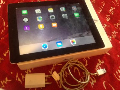 Лот: 4768279. Фото: 1. Apple iPad 3+3G 16gb sim free... Планшеты