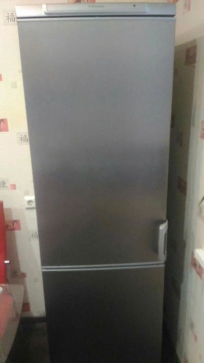 Лот: 10013436. Фото: 1. Холодильник Electrolux ERB 3598X. Холодильники, морозильные камеры