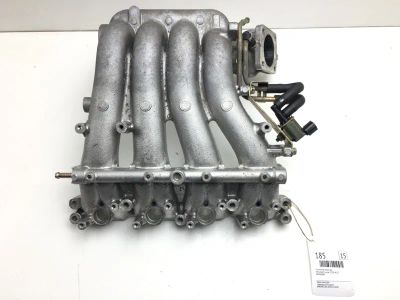 Лот: 20373700. Фото: 1. Коллектор впускной Mitsubishi... Двигатель и элементы двигателя