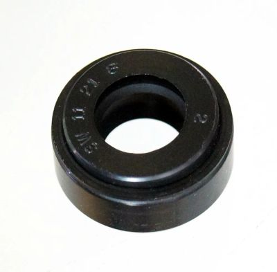 Лот: 21365558. Фото: 1. Сальник 11x21x8 YAMAHA 93103-10052-00... Запчасти для лодок, катеров, лодочных моторов