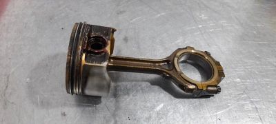 Лот: 18282814. Фото: 1. Поршень с шатуном Nissan Teana... Двигатель и элементы двигателя