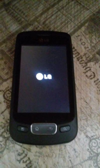 Лот: 5489963. Фото: 1. Телефон LG P500. Смартфоны
