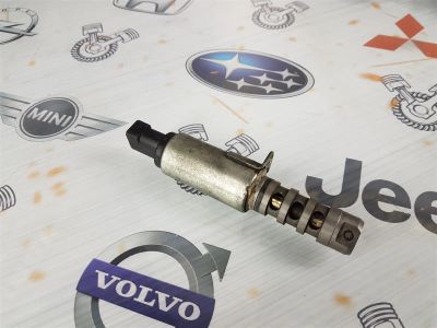 Лот: 23592205. Фото: 1. Клапан VVT-i Audi A6 BKH, AUK... Двигатель и элементы двигателя