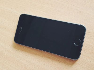 Лот: 5301670. Фото: 1. Продам IPhone 5s 16gb Gray. Смартфоны