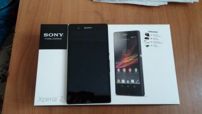 Лот: 4054102. Фото: 1. Xperia Z Black. Смартфоны