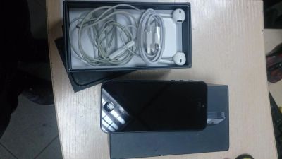 Лот: 6106459. Фото: 1. Iphon 5 Черный 32gb В идеальном... Смартфоны