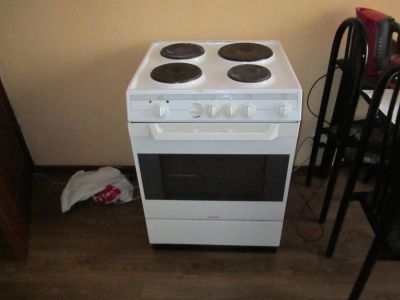 Лот: 3833472. Фото: 1. Плита Ariston. Плиты, духовые шкафы, варочные поверхности