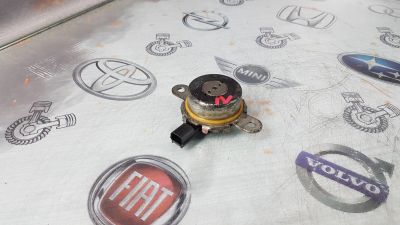 Лот: 23586792. Фото: 1. Клапан VVT-i Subaru XV FB16B 10921AA230. Двигатель и элементы двигателя