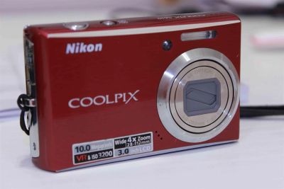 Лот: 3698105. Фото: 1. Фотоаппарат Nikon Coolpix S610... Цифровые компактные