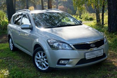 Лот: 5675747. Фото: 1. В отличном состоянии универсал... Автомобили