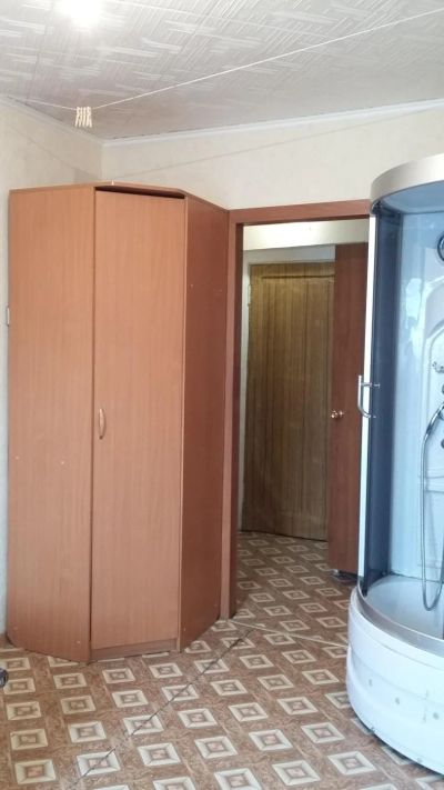 Лот: 8096915. Фото: 1. Сдам гостинку на Матросова. Квартиры, студии