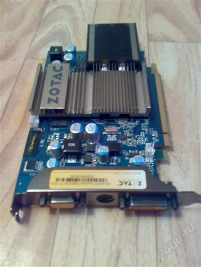 Лот: 861116. Фото: 1. GeForce 8500GT - 256MB GDDR2... Видеокарты