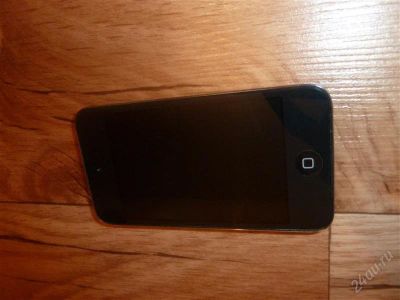 Лот: 1757649. Фото: 1. Apple iPod touch 4g 8GB Black. Плееры