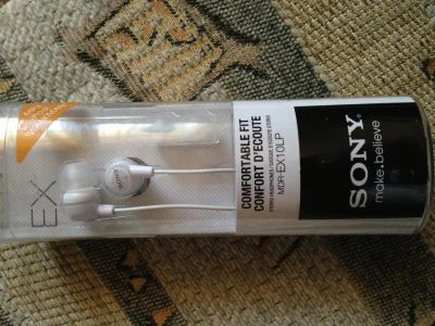 Лот: 5349569. Фото: 1. Вакуумные наушники Sony MDR-EX10LPW. Наушники, гарнитуры