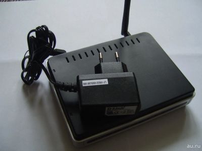 Лот: 9772110. Фото: 1. маршрутизатор D-Link DIR-300 A1G. Маршрутизаторы (роутеры)