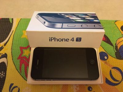Лот: 8298217. Фото: 1. IPhone 4s 8 gb. Смартфоны