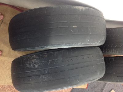 Лот: 9845586. Фото: 1. Bridgestone 2 шт. 195/70 R14 б... Шины