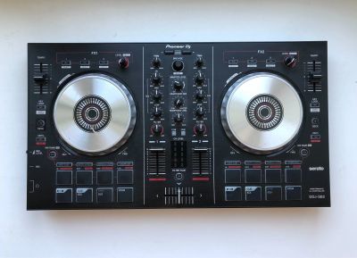 Лот: 17689965. Фото: 1. DJ контроллер Pioneer DDJ-SB2. DJ-оборудование