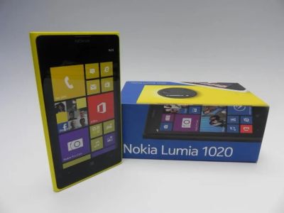 Лот: 7232048. Фото: 1. Nokia Lumia 1020 LTE флагман 2013... Смартфоны
